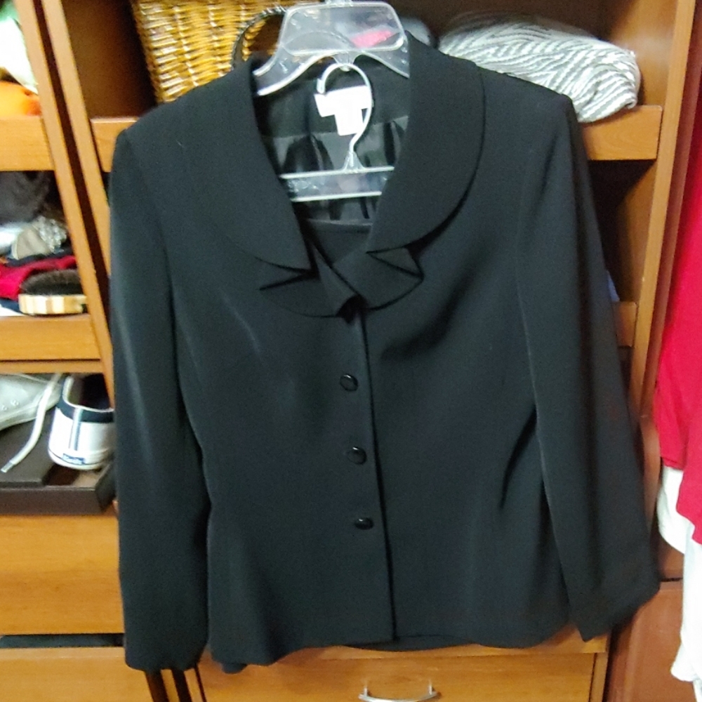 Worthington Suit